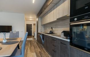Apartament 2 camere, lux, parcare, boxa, cartier Buna Ziua!