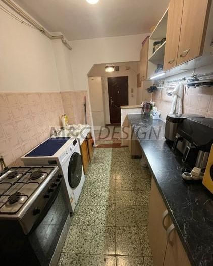 Apartament 3 camere Calea Sagului etaj 1 cu centrala - Poză 4