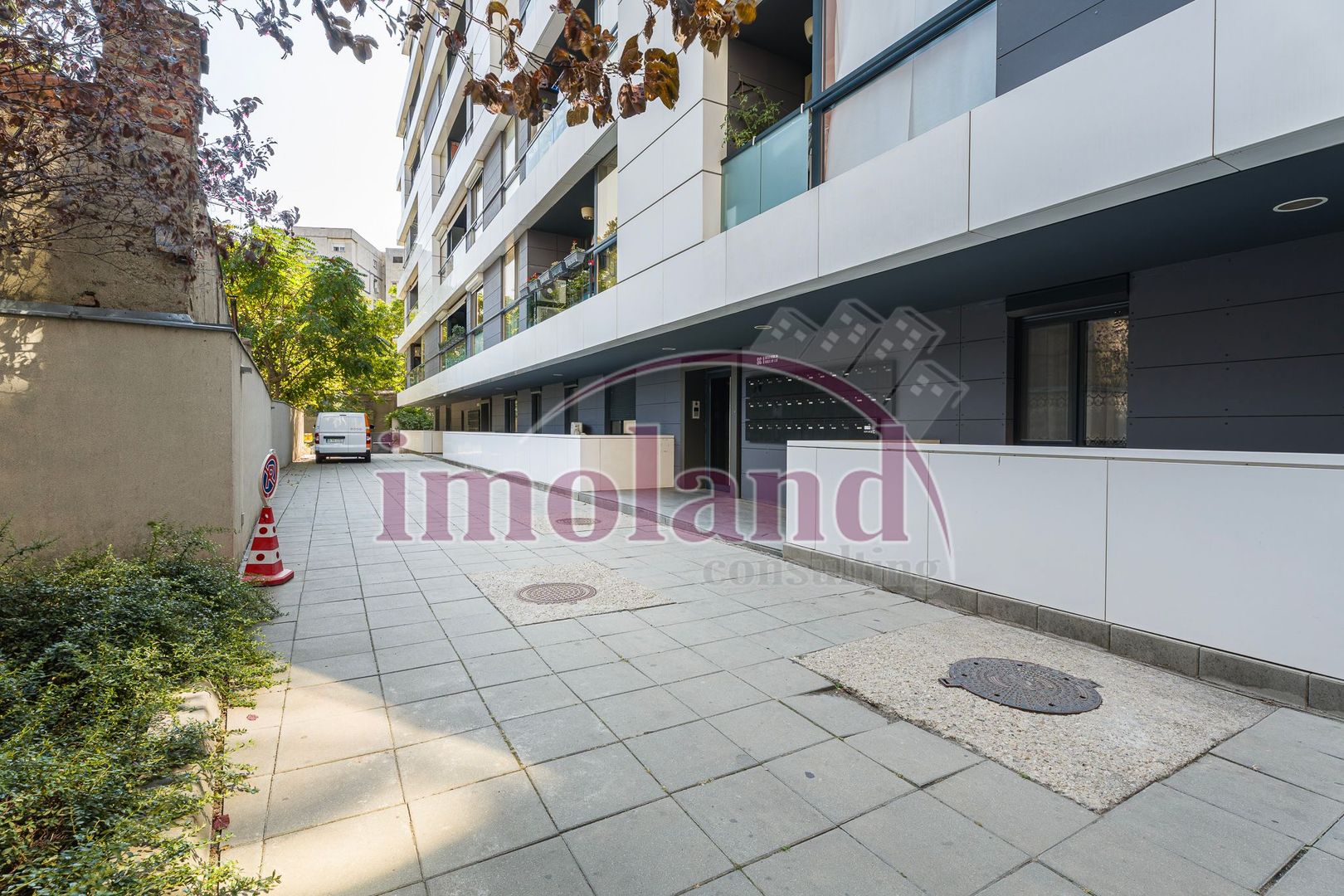 Vanzare - Apartament 3 camere- ULTRACENTRAL - Complex Delea Veche 24 - Poză 20