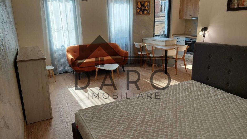 Inchiriez studio in centru, bloc nou, modern amenajat - Poză 3