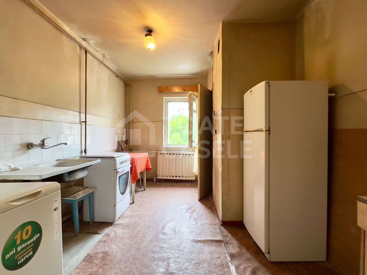 Apartament cu 2 camere pe Strada Plopilor - Poză 3
