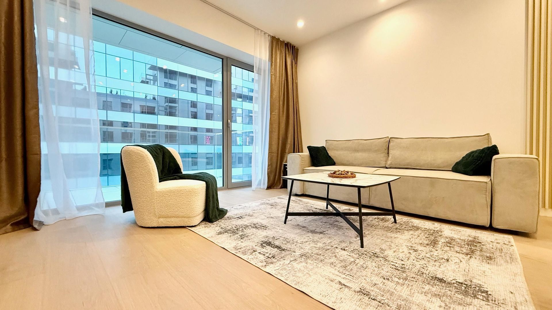 Aviatiei Tower | 2 camere | Promenada Mall - Poză 1