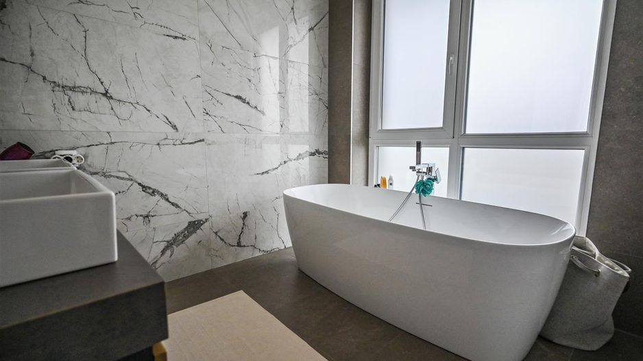 Premium Penthouse, echipat,parcare subterana,50 mp terasa,Qualis, aria Coresi - Poză 6