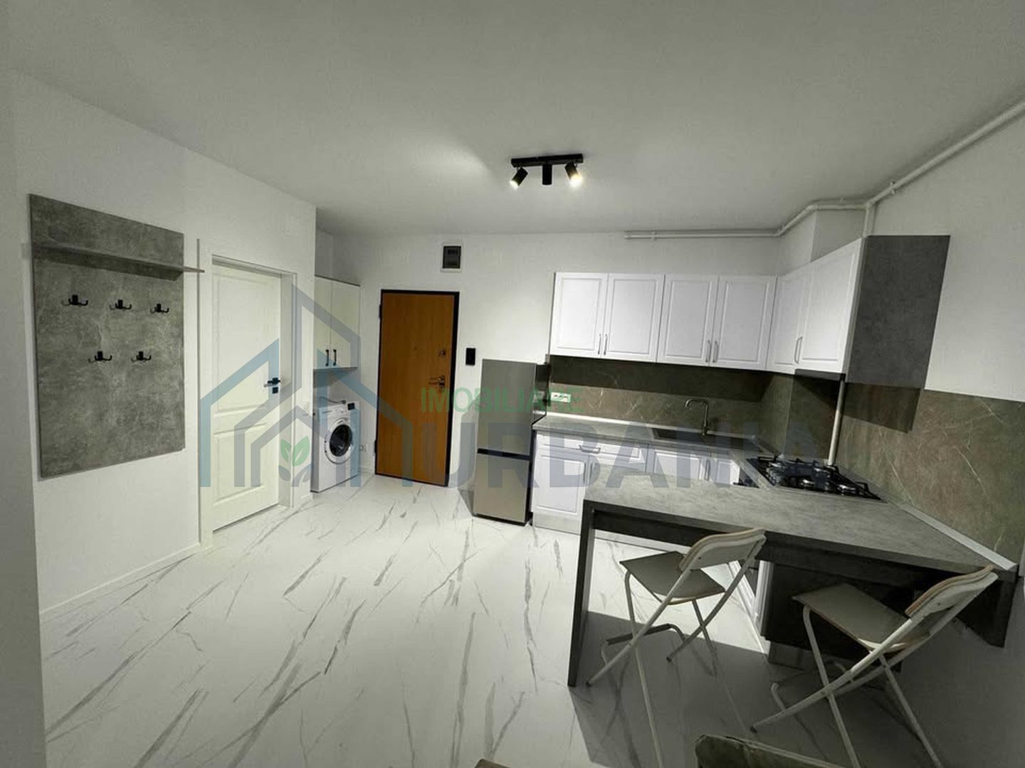Apartament cochet de închiriat, zona linistita - Poză 8