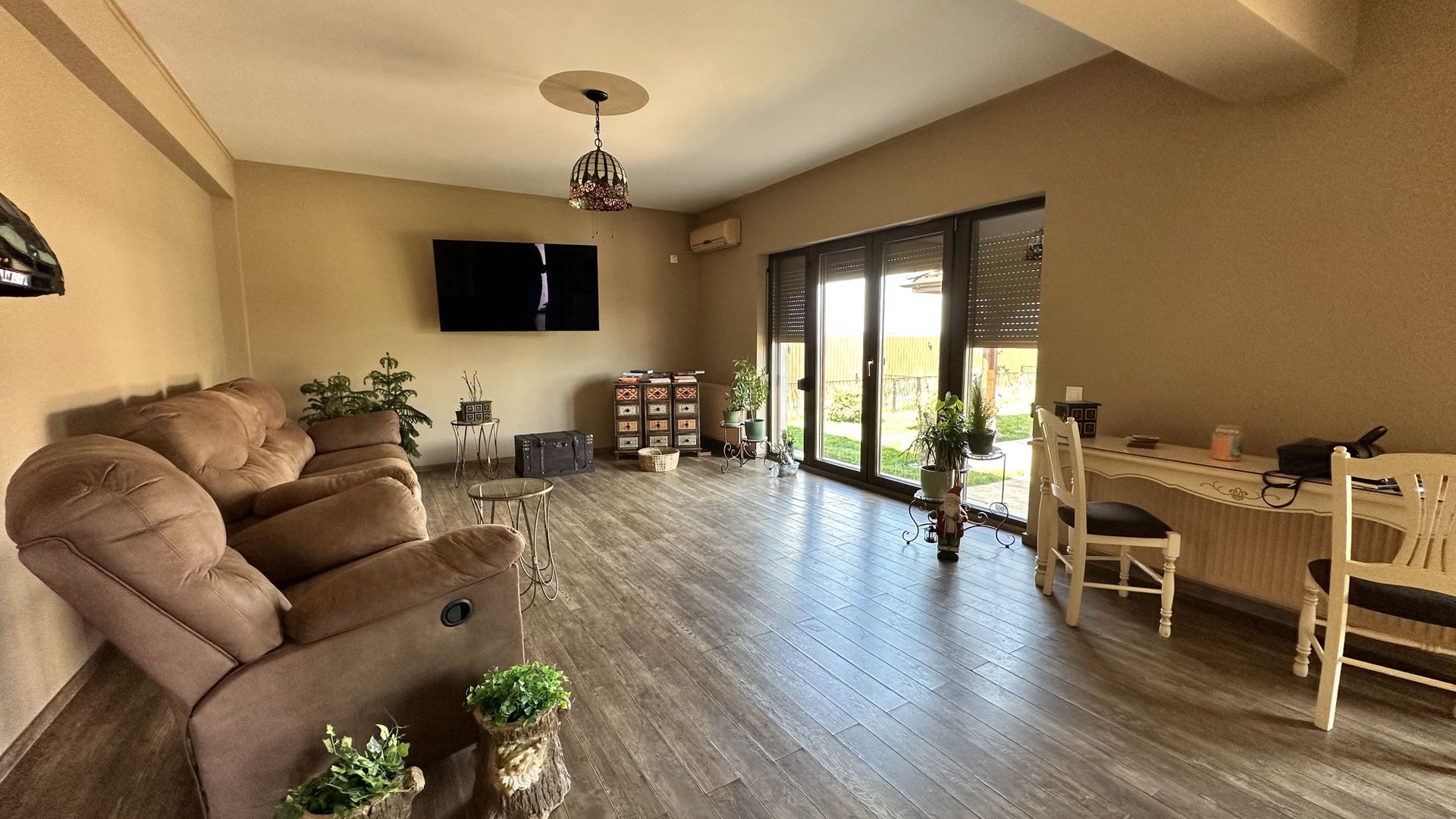 Balotesti, casa moderna, 4 camere, teren 630 mp, utilitati, transport - Poză 1