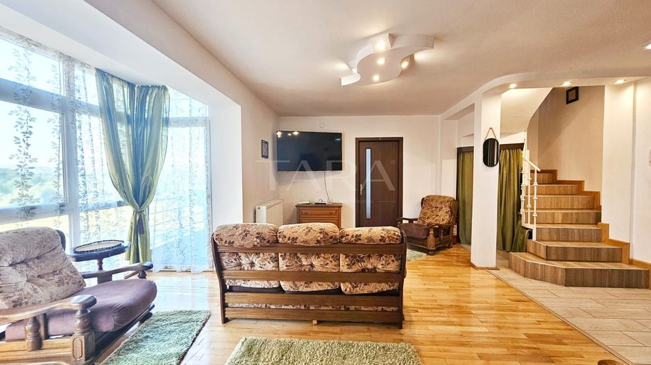 Apartament cu 7 camere de vânzare în Borhanci - Oportunitate unică! - Poză 9