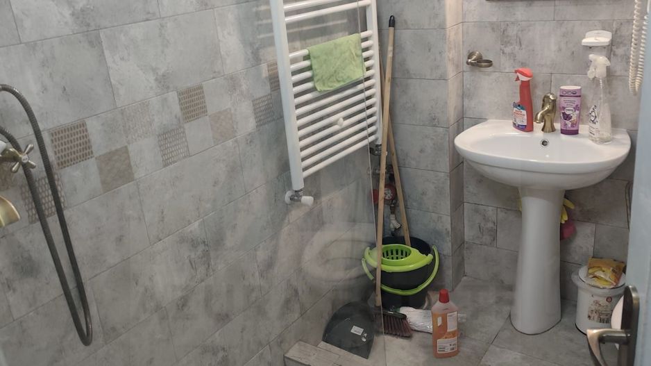 Garsoniera moderna 44 mp utili etaj 1 in Zona Centrala - Poză 6