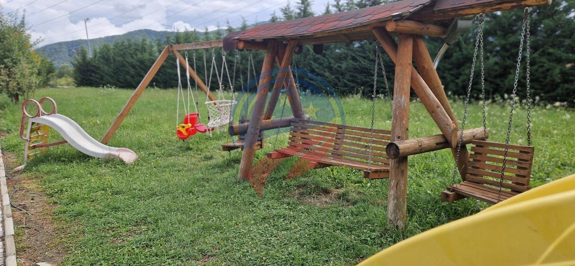 Pensiune  în Călimănești + 2 A-Frame - Teren 5.574 mp - Bonus Mercedes 350d - Poză 29