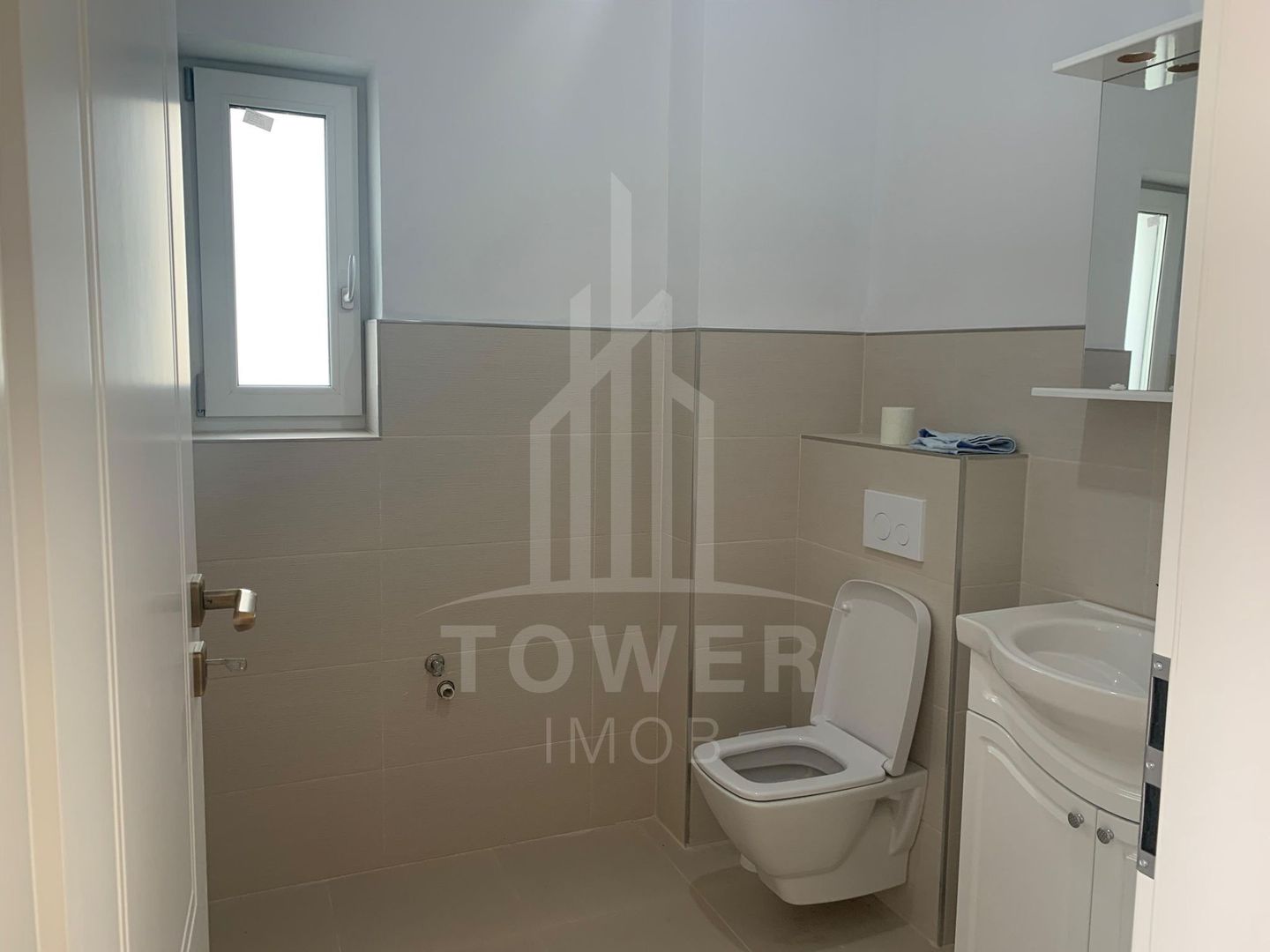 Casă de vânzare cu 4 camere | Loc. Cristian - Poză 15