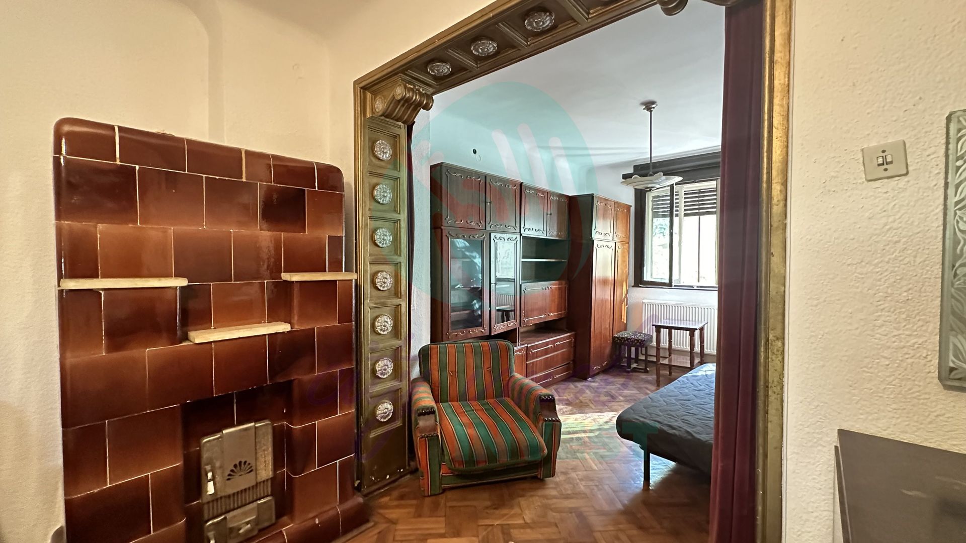 Vila boema in VATRA LUMINOASA - Poză 2