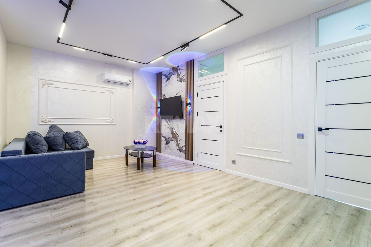 Se oferă în chire apartament cu 2 camere și living, 96 mp, Inamstro, Centru (str. Avram Iancu) - Poză 6