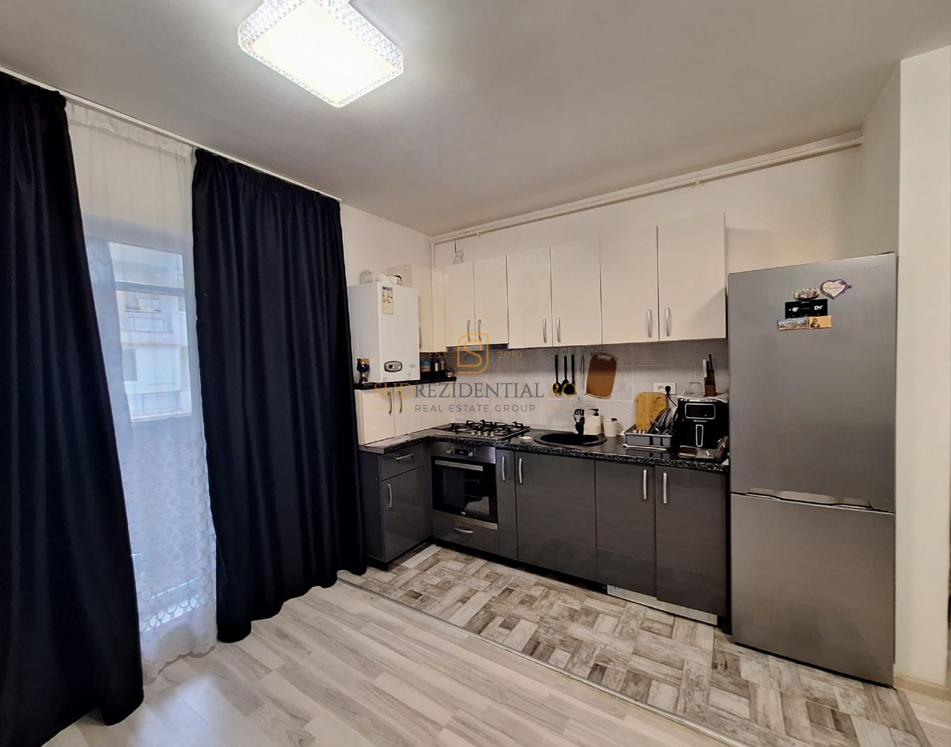 Apartament decomandat cu 2 camere de vanzare, zona Grand Arena Mall - Poză 5