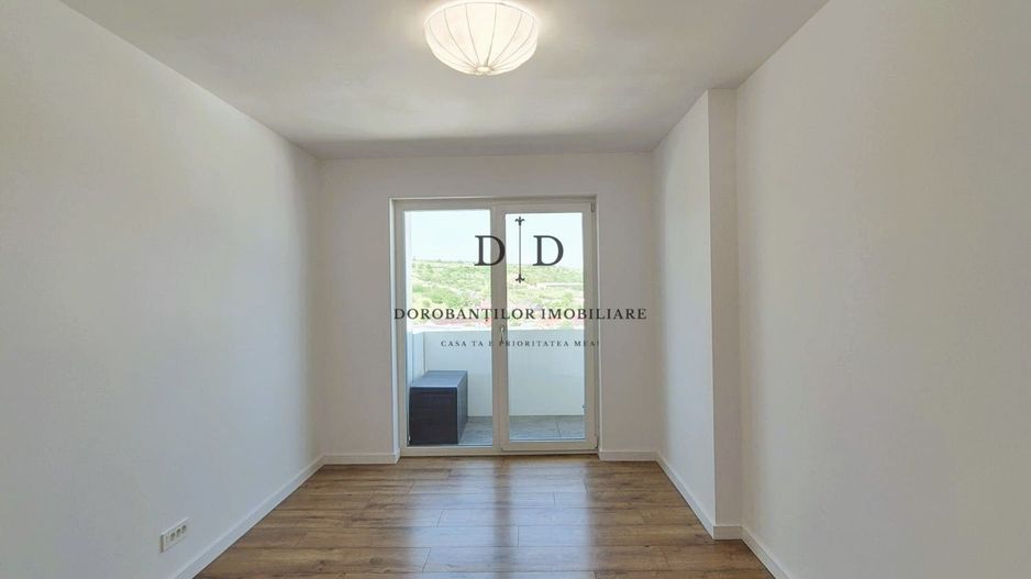 Vanzare 3 camere- 78 mp + 2 balcoane– parcare- Cartier Iris - Poză 8