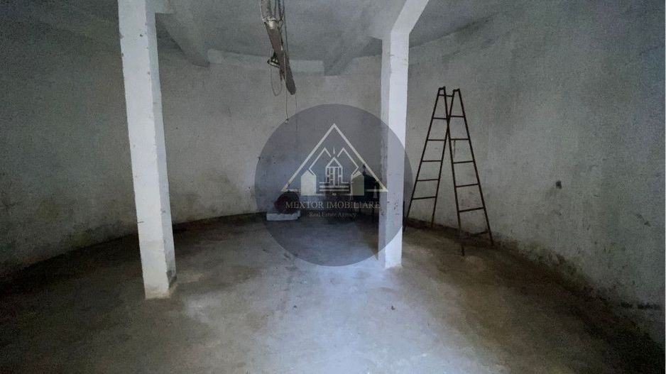 Casă cu 5 camere, Medias - Poză 23