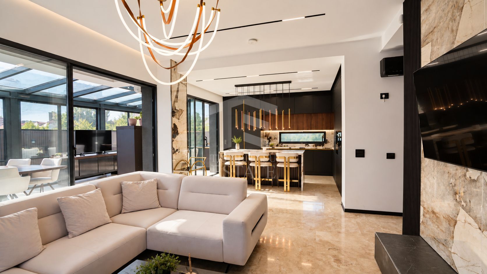 Casă spectaculoasă în Constanța | Design, tehnologie și confort - Poză 1