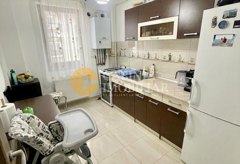 Apartament 2 camere camere decomandat etaj 2 68mp - Poză 3