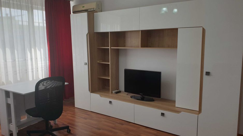 Apartament 2 camere ultracentral, mobilat modern, balcon închis - Poză 2