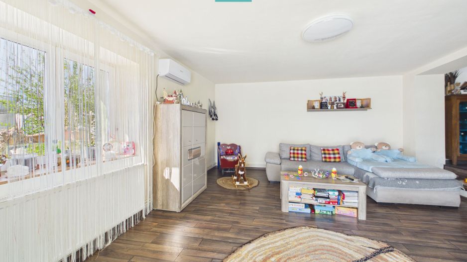 Casă individuală P + E | Spațioasă | Săcălaz | - Poză 6