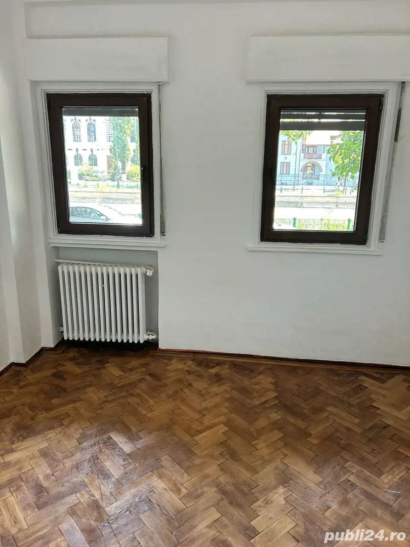 De vanzare Apartament 3 camere Mihail Kogalniceanu facultatea de Drept - Poză 2