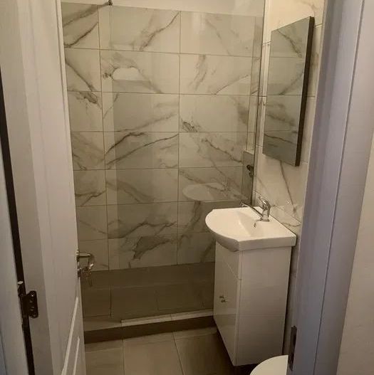 Garsonieră Titan –renovată 2025, Prima Inchiriere, 10 min Metrou Titan - Poză 1