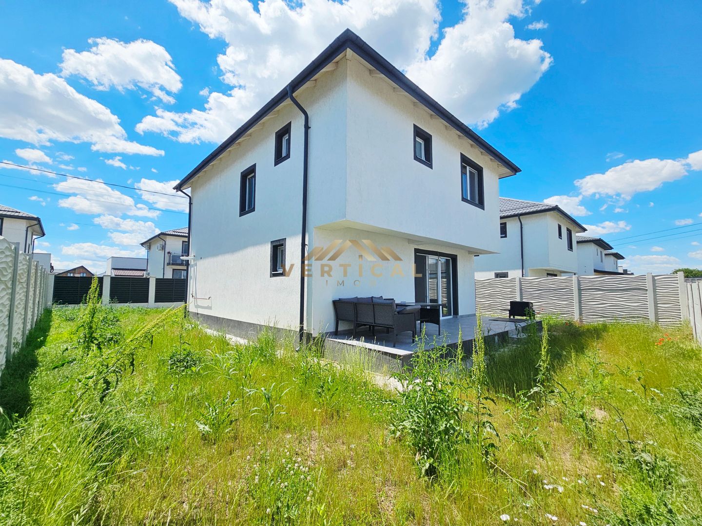 Vila 4 camere in zona de intrare a comunei Berceni - Poză 1