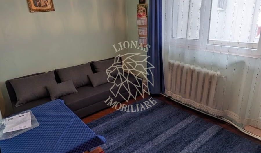 Apartament decomandat 4 camere 90 mp-balcon-Zona Centrala - Poză 3