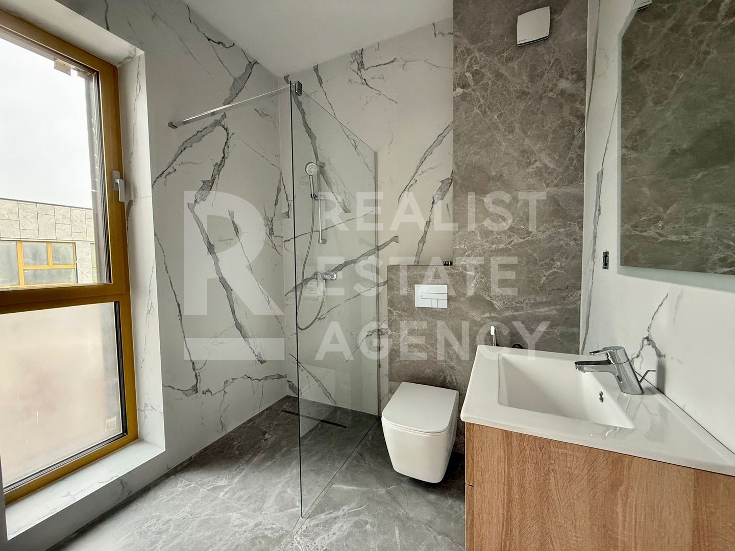 Vilă sustenabilă - panouri fotovoltaice, pompe de căldură, Pipera - Poză 16