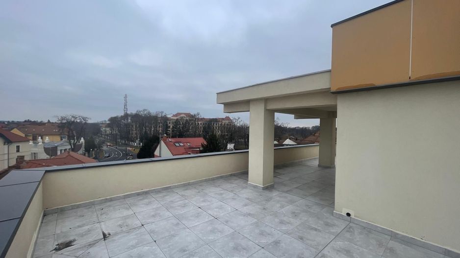 PENTHOUSE ULTRACENTRAL TRIPLA ORIENTARE 243 MP-PRET 278.000 EURO+TVA - Poză 4