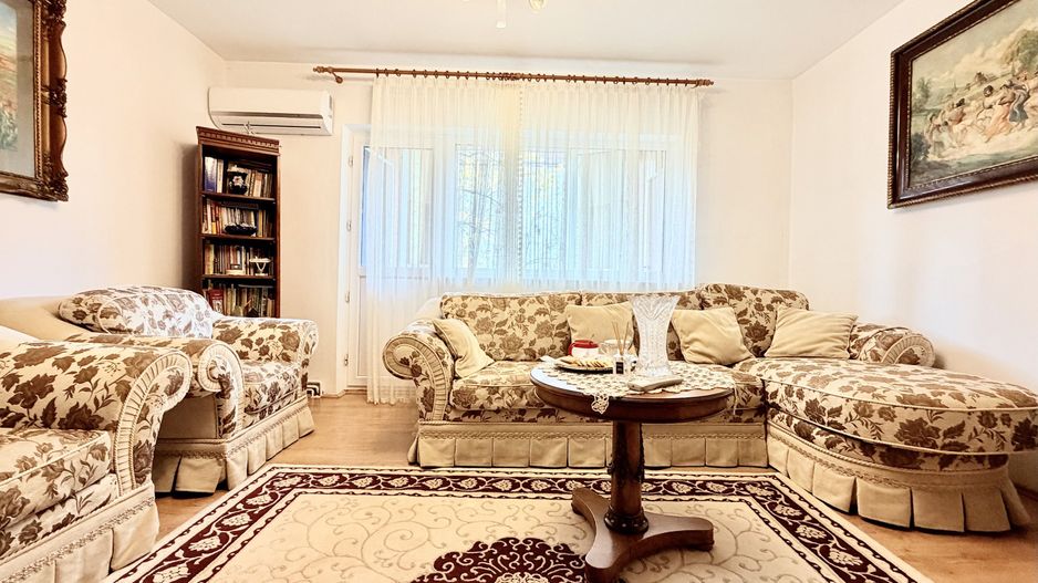 Apartament 3 camere de vânzare - Girocului, 0% comision cumpărător - Poză 2