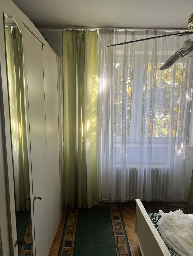 Vand apartament 3 camere - Poză 4