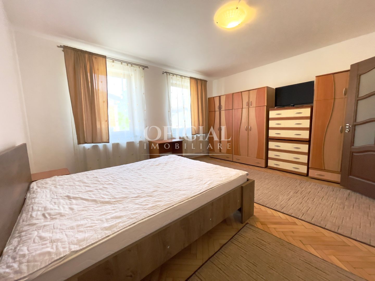 Apartament 2 camere | 52 Mp | Curte | Zona Gruia | str. Fierului - Poză 2