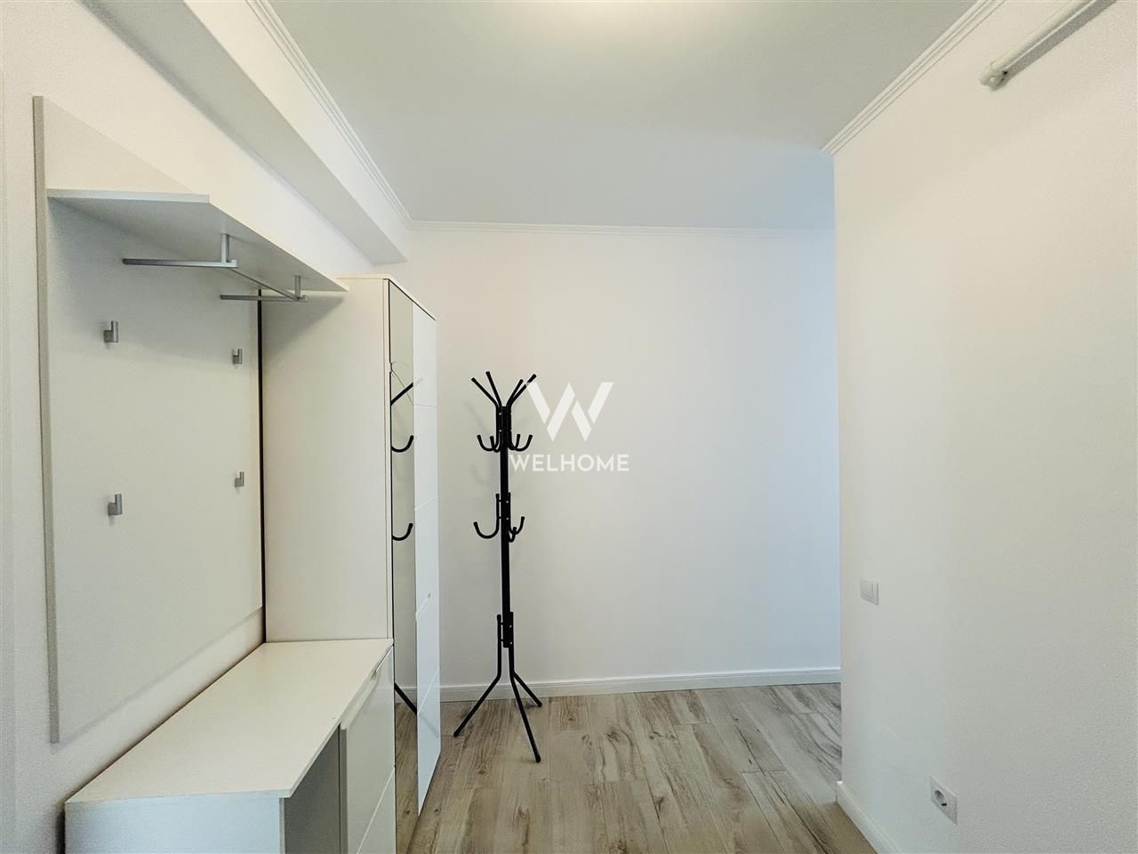 Apartament modern de vanzare - 2 camere, balcon si loc de parcare - Poză 12