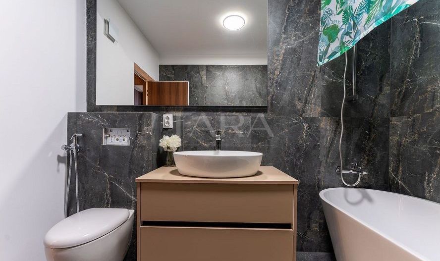 Apartament elegant Iulius Mall, ultrafinisat, mobilat. - Poză 9