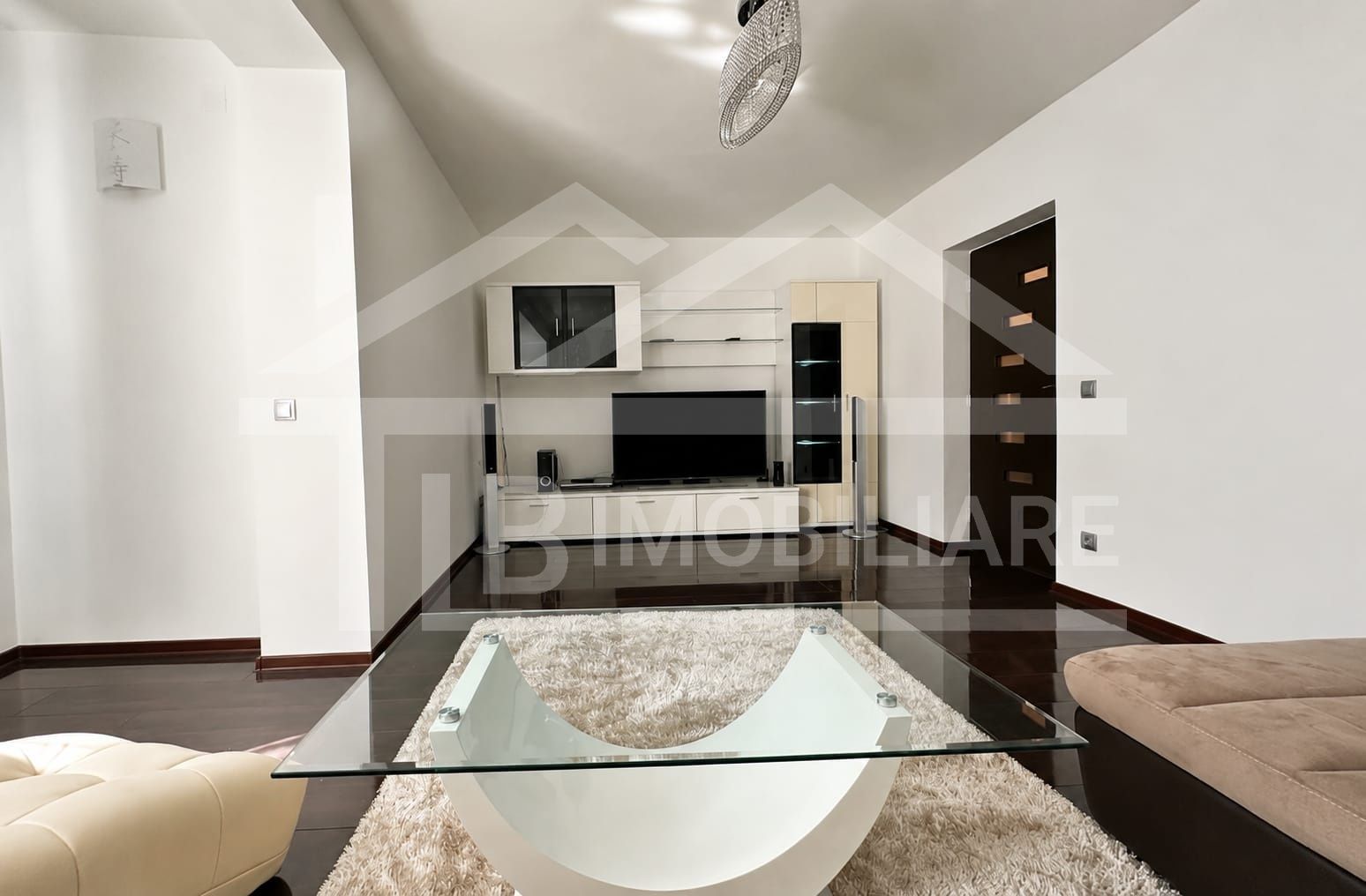 Apartament cu 3 camere, 85mp, Zona Tudor - Poză 5