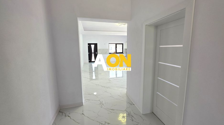 Casă 4 camere, 425 mp teren, panouri solare, cartier Orizont - Poză 3