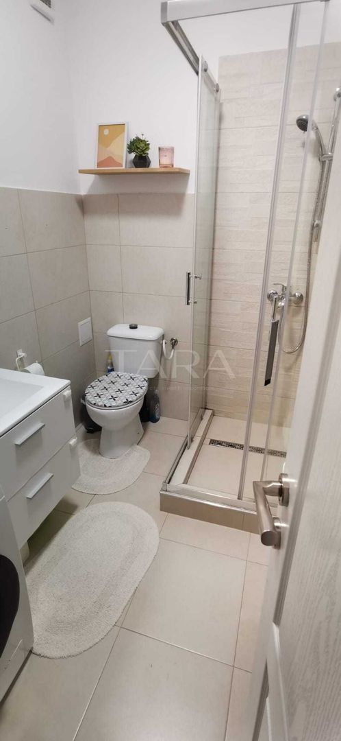Apartament cu 2 camere zona Vivo - Poză 4