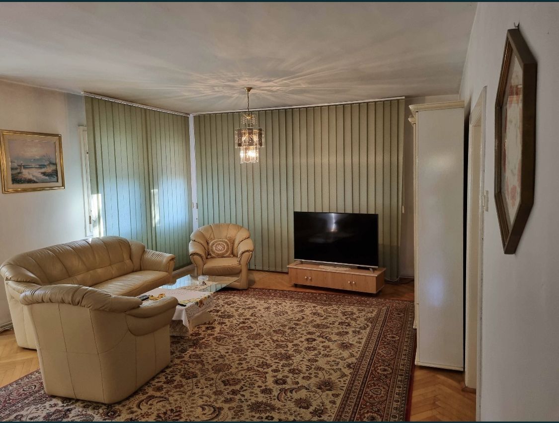 Casa ultracentrala - Poză 3
