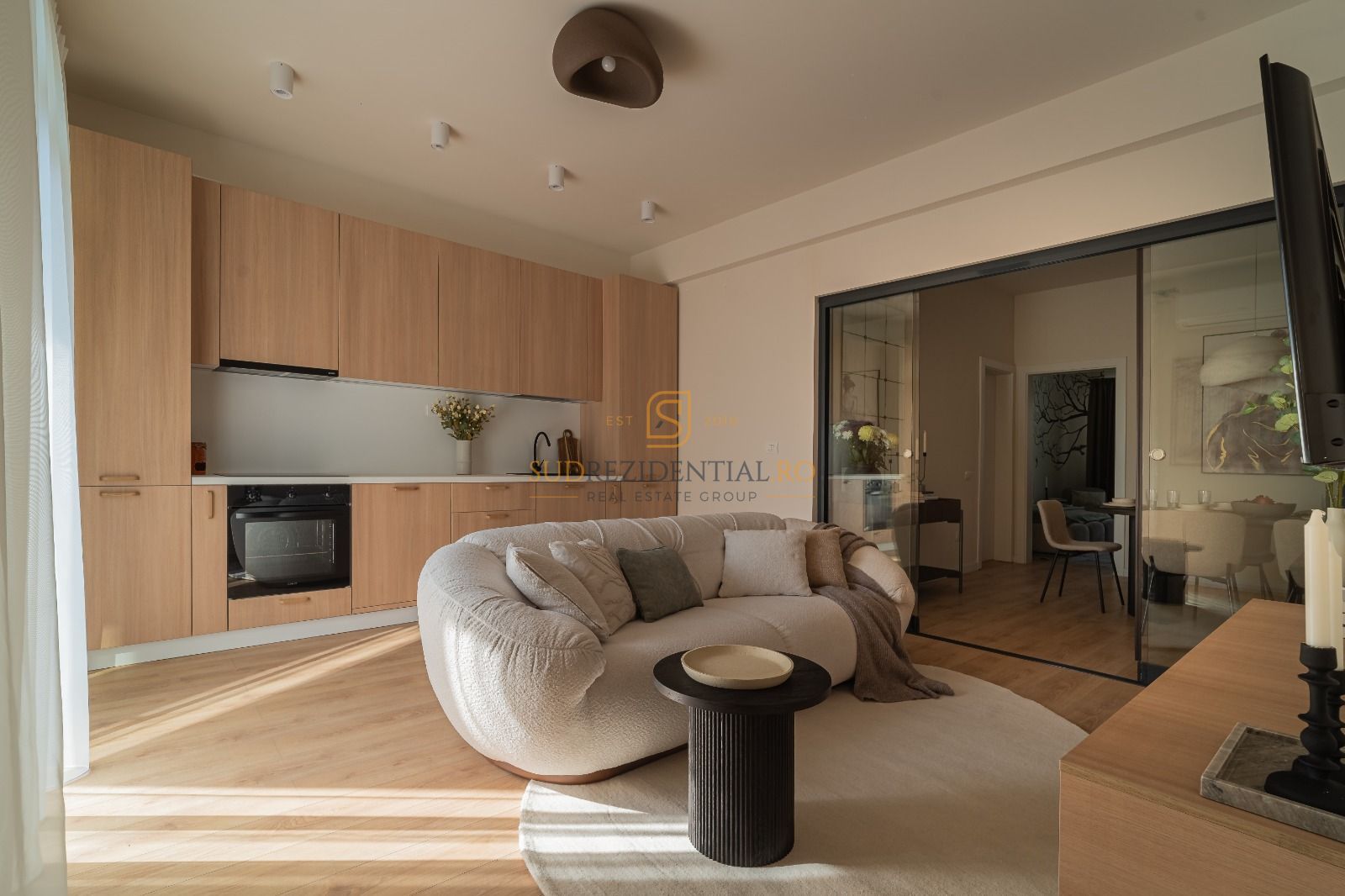 Apartament cu 5 camere, 100 mp, Armeneasca-Piata Rosetti, Comision 0 - Poză 1