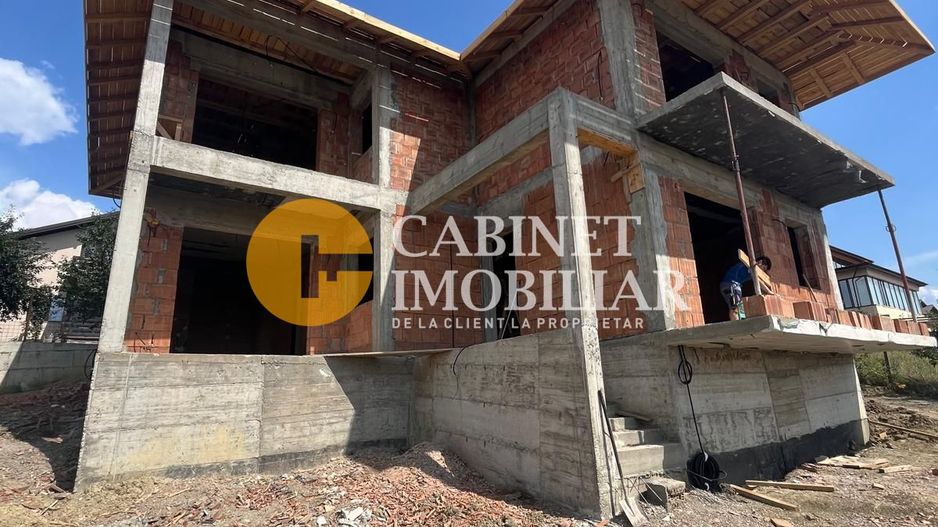 Duplex 5 Camere  3 Bai 124MP Intrare BREAZU cu VEDERE PANORAMICA - Poză 1