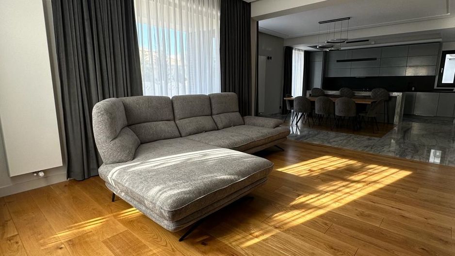 Casă / Vilă cu 7 camere de închiriat în Pipera, Bucuresti - Poză 9