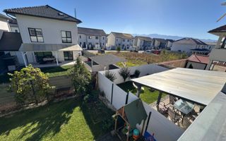 Triplex de vânzare în Șelimbăr 5 camere zona Triajului 3dorm-3băi-3P - Poză 28