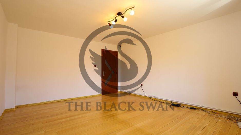 Apartament 2 Camere | Zona Centrală | Acces Privat și Parcare - Poză 4