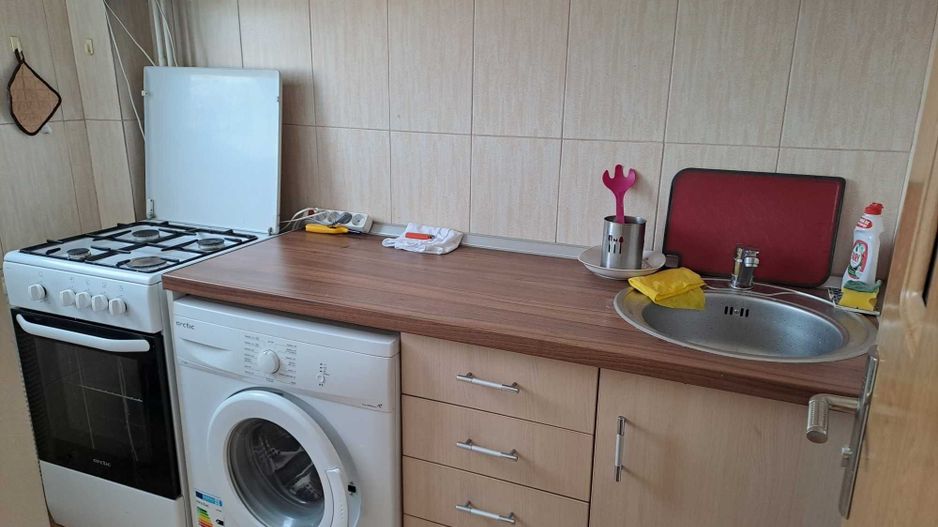 Garsoniera Iancului - Elev Stefanescu, et. 9/10,  an 1980, metrou - 7 min - Poză 4