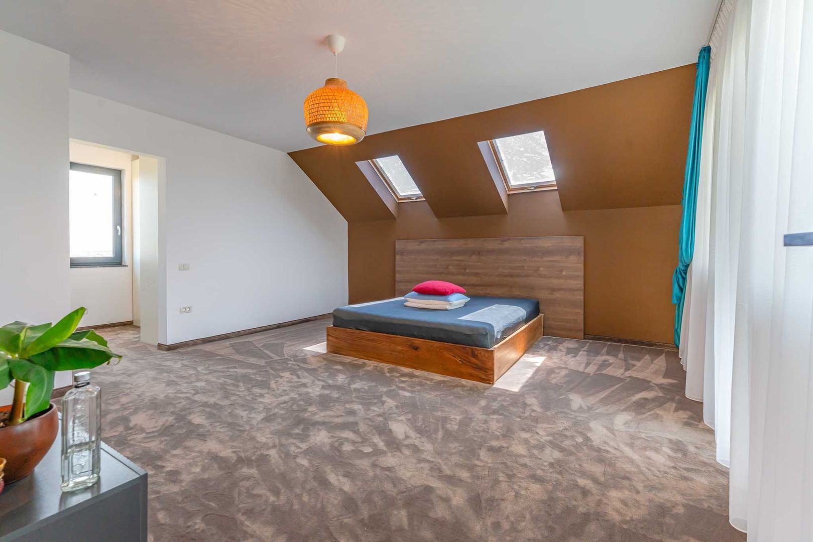 Casă individuală nouă, modernă, în Sânpetru, zona Triaj (Brasov) - Poză 14