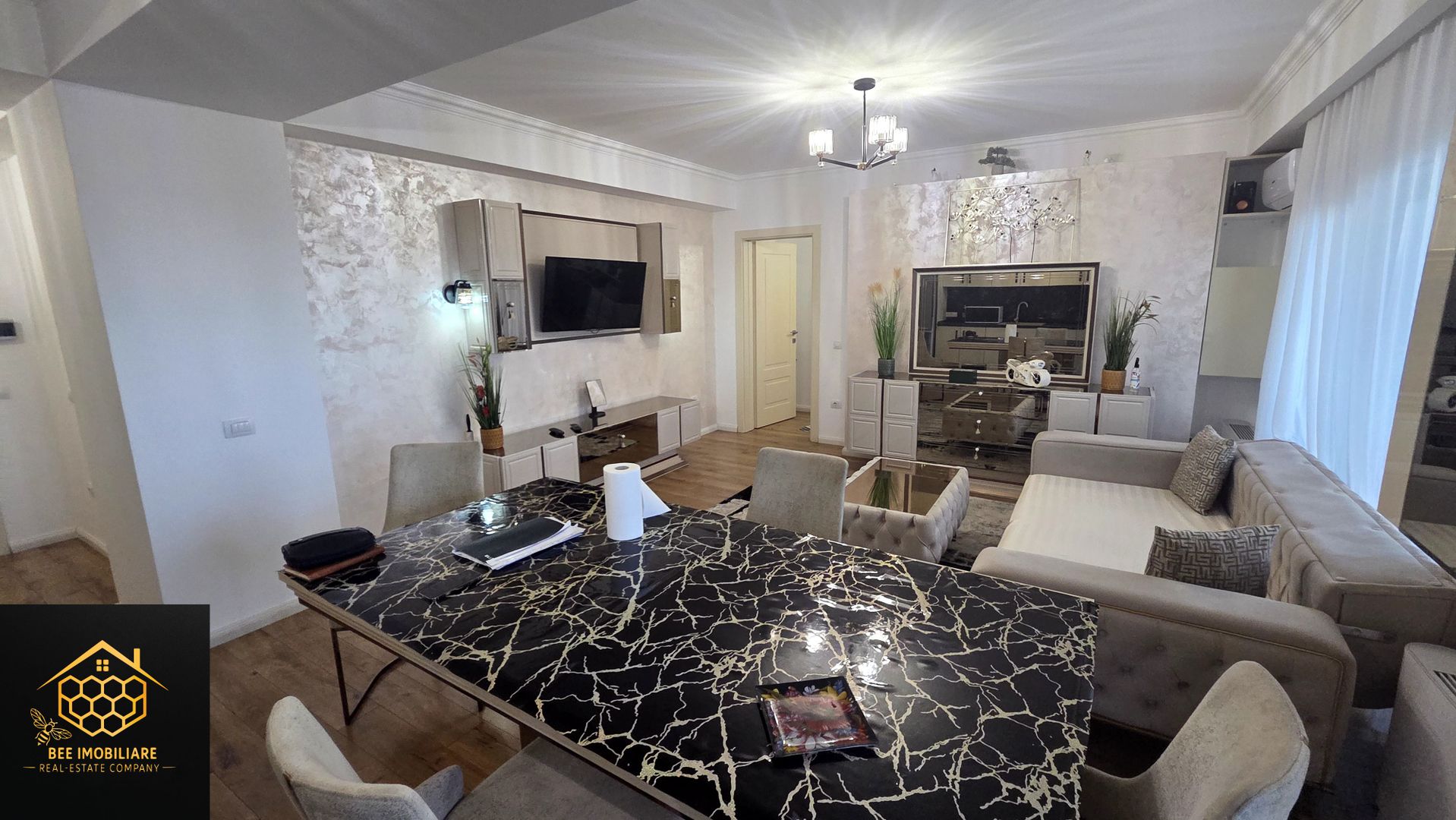 Apartament LUXURY 3 camere Decomandat | Calea Severinului + Parcare - Poză 3