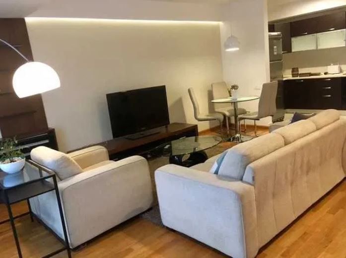 Închiriez apartament 2 camere, Decebal, centrală proprie - Poză 1