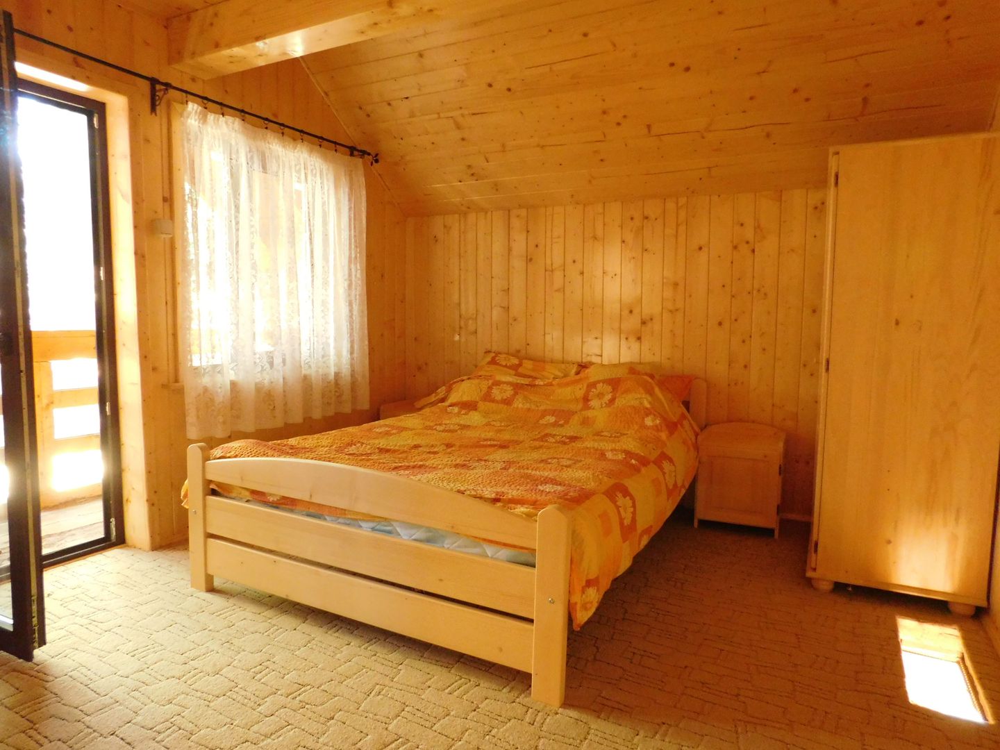 Casă de vacanta de vanzare, in Marisel, langa Cabana Motilor - Poză 12