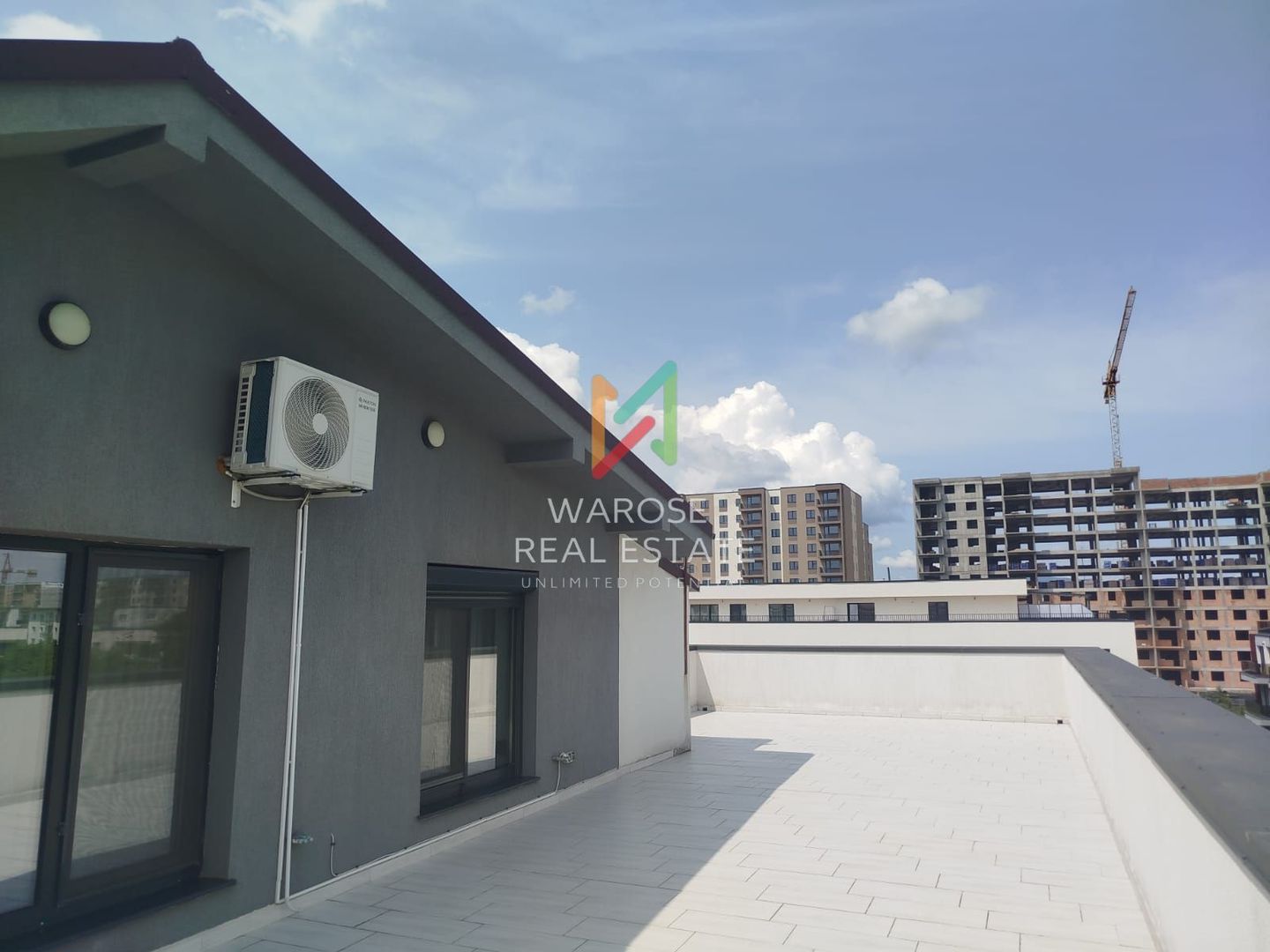 Apartament tip penthouse | Tractorul-Coresi | Terasă 97 mp - Poză 17