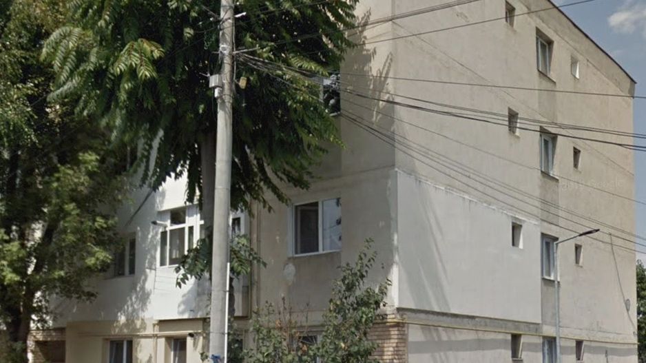 Garsonieră 27 mp cu balcon -bloc 3 etaje-mobilată utilată-bloc an 1980 - Poză 8