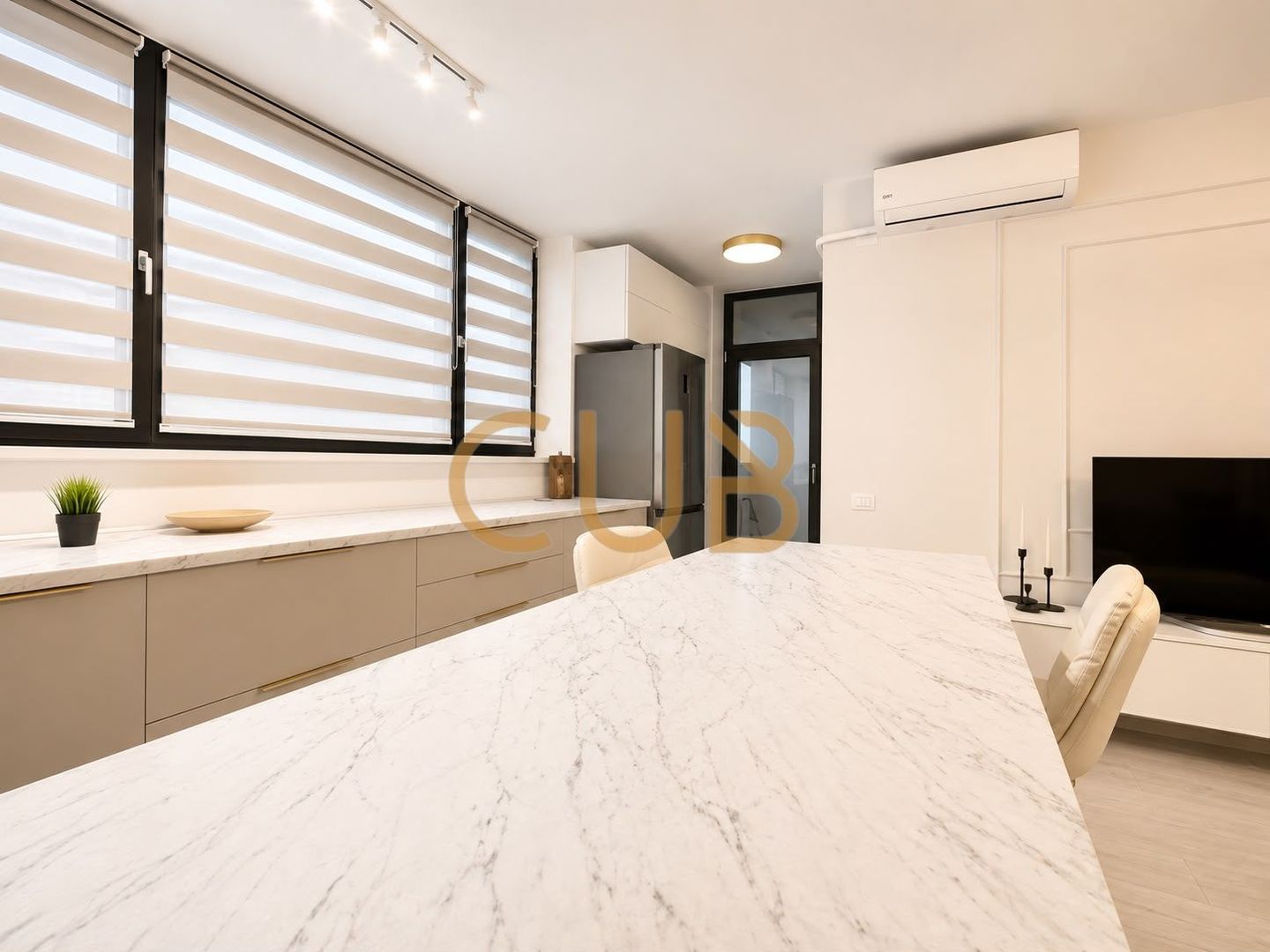 XCity Towers - 2cam complet mobilat+utilat LUX|et11/16,design deosebit - Poză 4